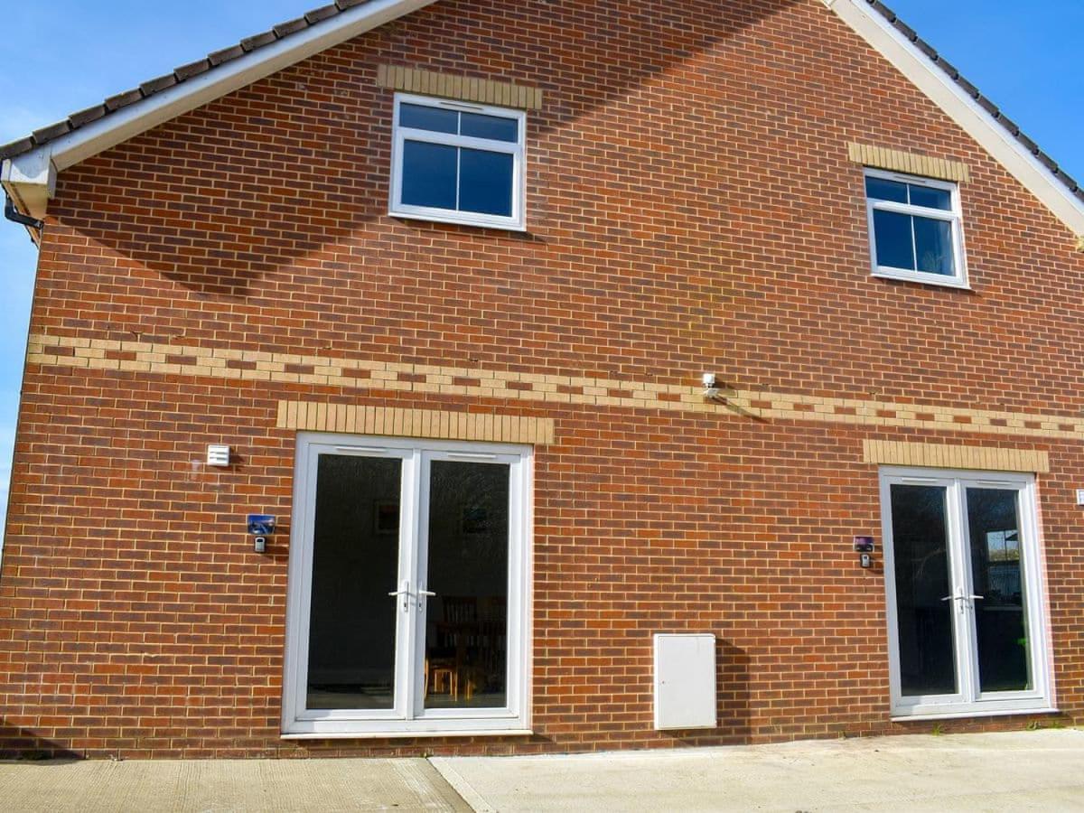 Rural 3 Bedroom House, Newport - The Lifeboat Porchfield  المظهر الخارجي الصورة